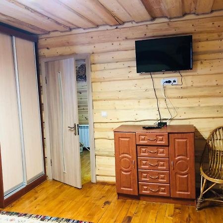 Ferienwohnung У Віти Номер3 Synevyrsʼka Polyana Exterior foto