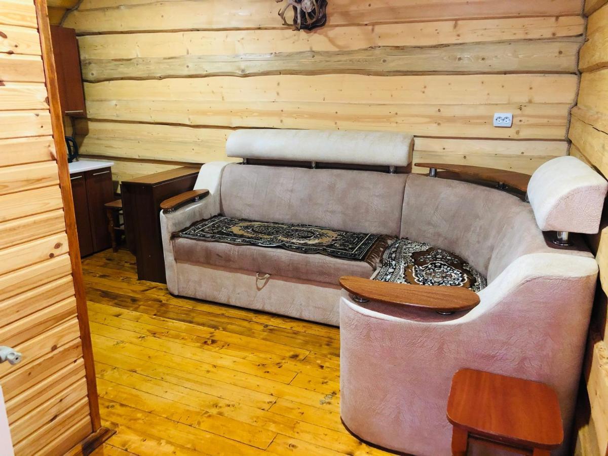 Ferienwohnung У Віти Номер3 Synevyrsʼka Polyana Exterior foto