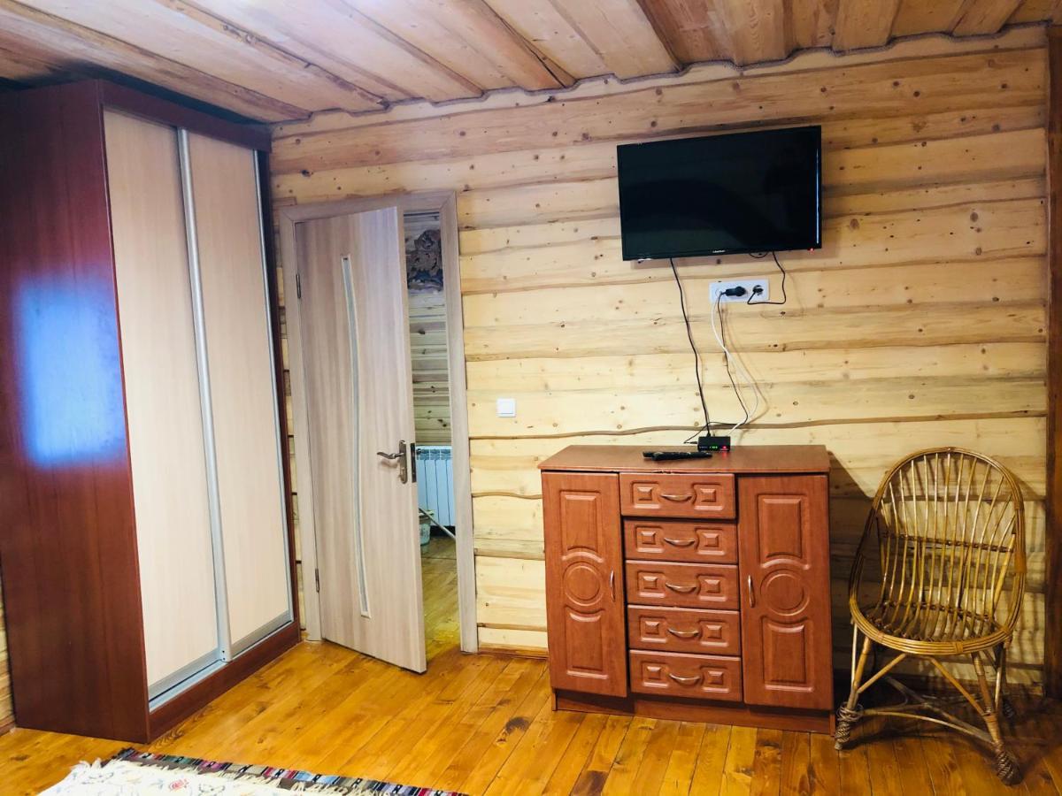Ferienwohnung У Віти Номер3 Synevyrsʼka Polyana Exterior foto